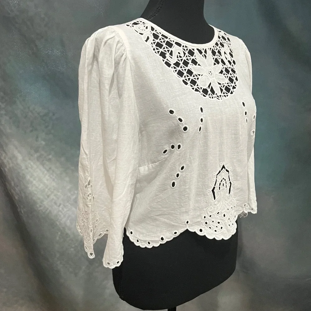 H&M White Linen Blend Eyelet Crochet Blouse 3/4 Puff Sleeve Scalloped Crop Top M